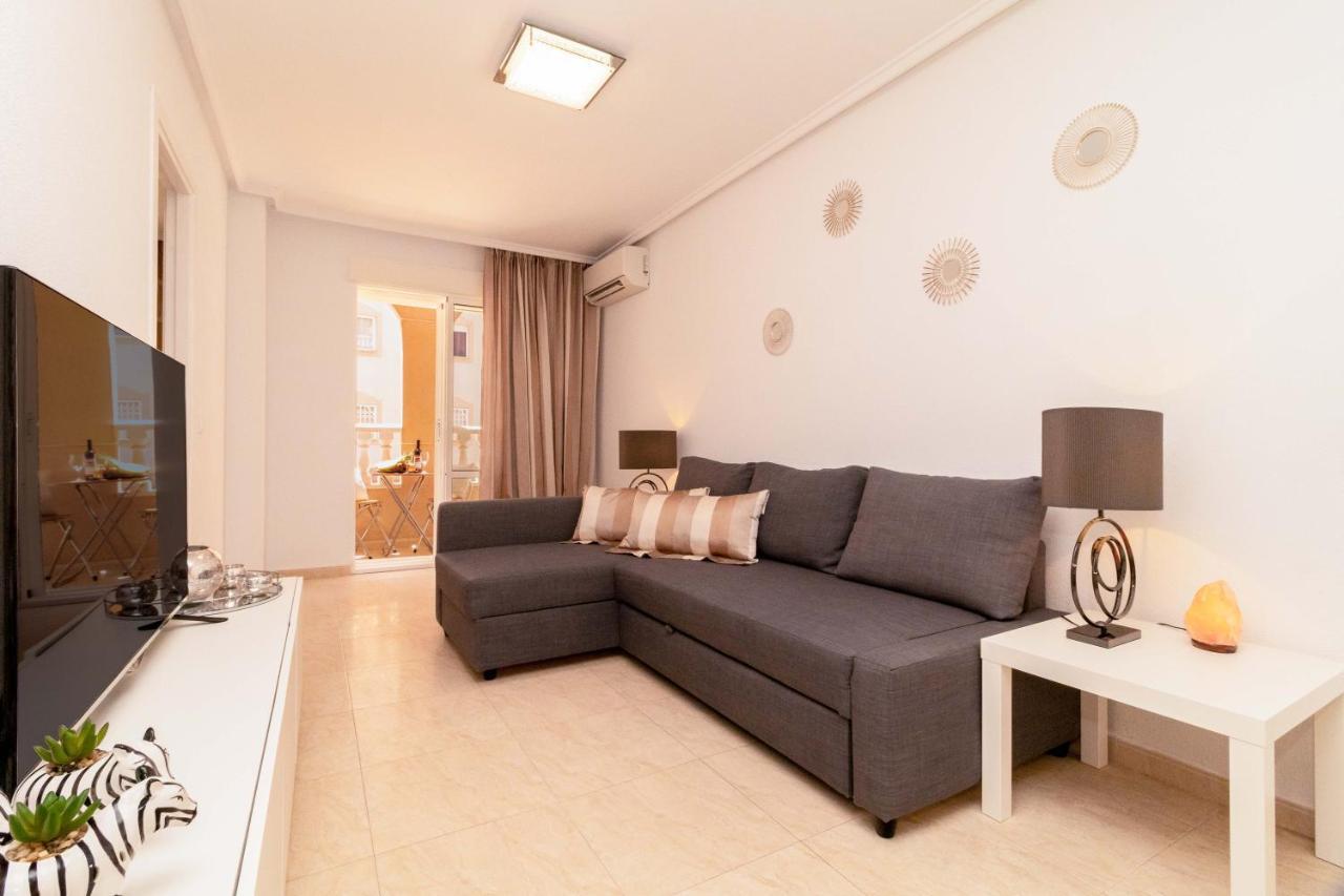 Ferienwohnung Apartamento Asta Torrevieja Exterior foto